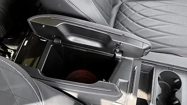 MG Majestor Front Centre Arm Rest Storage