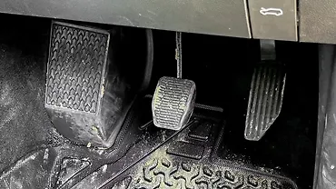 MG Majestor Pedals/Foot Controls