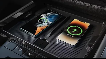 MG Majestor USB Port/AUX/Power Socket/Wireless Charging