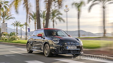 MINI Cooper SE Price - Images, Colours & Reviews - CarWale