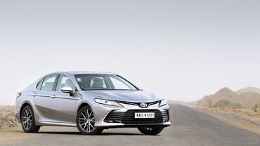 Toyota Camry waiting period extends up to 1 month