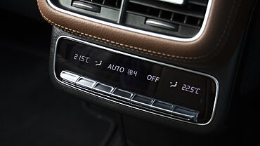 Mercedes-Benz GLS Second Row AC Controls