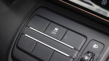 Mahindra XUV400 Drive Mode Buttons/Terrain Selector