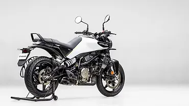 Husqvarna Vitpilen 250 Right Rear Three Quarter