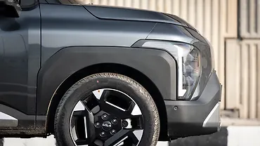 Kia Syros Front Fender