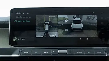 Kia Syros 360-Degree Camera Control