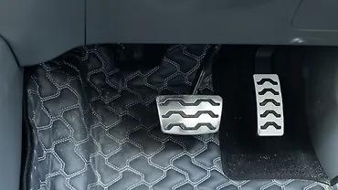 Kia Syros Pedals/Foot Controls