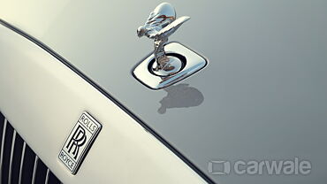 Rolls-Royce Spectre Front Logo