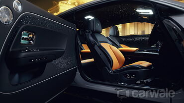 Rolls-Royce Spectre Front Row Seats