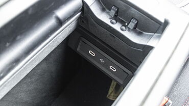 Mercedes-Benz GLA USB Port/AUX/Power Socket/Wireless Charging