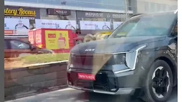 Kia EV9 spied testing in India 