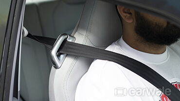 MG Comet EV Front Seat Headrest