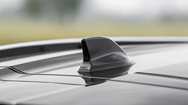 Nissan Magnite Antenna