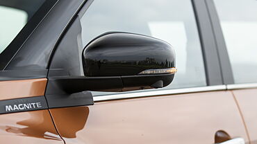 Nissan Magnite ORVM Blinker