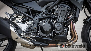 Images of Kawasaki Z900 | Photos of Z900 - BikeWale