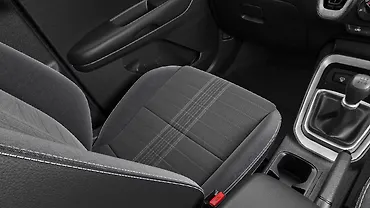 Kia Sonet Front Row Seats
