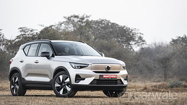 Volvo XC40 Recharge Right Front Three Quarter