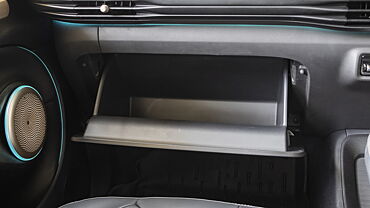 MG Windsor EV Glove Box