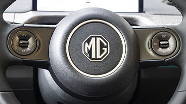 MG Windsor EV Steering Mounted Controls