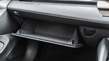 BMW 5 Series Glove Box