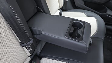 Skoda Slavia Second Row Cup Holders