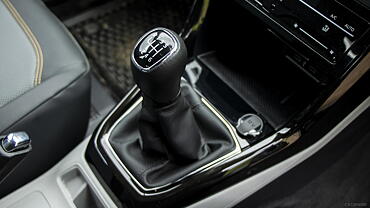 Skoda Kushaq Gear Shifter/Gear Shifter Stalk