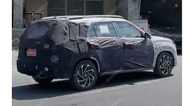 Hyundai Alcazar facelift to get new alloy wheels; design leaked