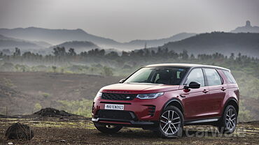 Land Rover Discovery Sport Left Front Three Quarter