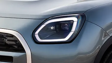 मिनी कंट्रीमैन इलेक्ट्रिक डे टाइम रनिंग लैंप (डीआरएल)