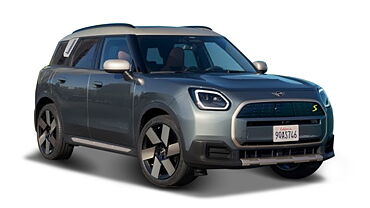 MINI Countryman Electric Right Front Three Quarter