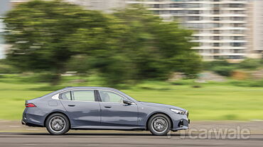 BMW 5 Series Right Side View