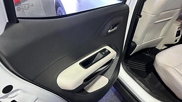 Citroen C3 Aircross [2023-2024] Rear Door