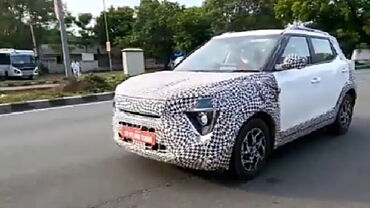 Mahindra XUV 3XO Left Front Three Quarter