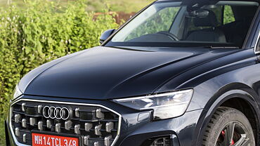 Audi Q8 Closed Hood/Bonnet