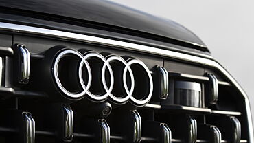 Audi Q8 Front Logo