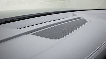 Audi Q8 Central Dashboard - Top Storage/Speaker