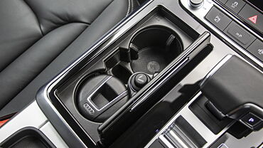 Audi Q8 Cup Holders