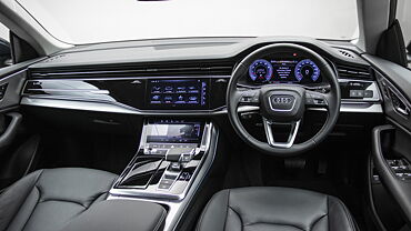 Audi Q8 Dashboard