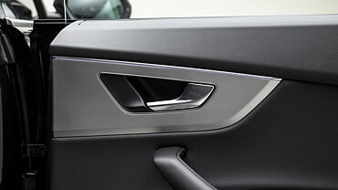 Audi Q8 Rear Door Pad Handle