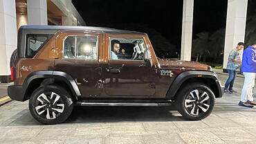 Mahindra Thar Roxx Right Side View