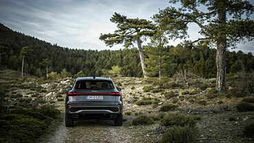 Audi New Q5 third-gen Rear View