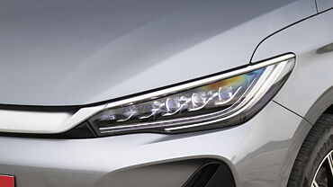 BYD eMax 7 Daytime Running Lamp (DRL)