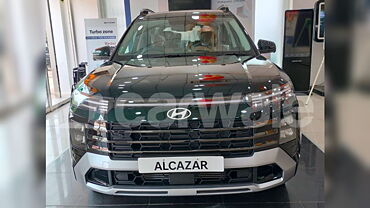 Hyundai Alcazar Front View