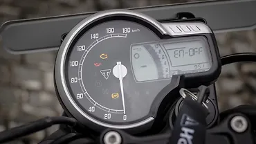 Triumph Speed T4 Clock
