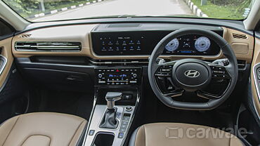 Hyundai Alcazar Dashboard