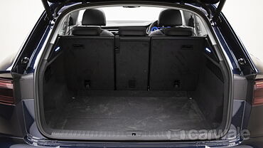 Audi Q8 Bootspace