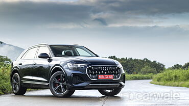 Audi Q8 Right Front Three Quarter