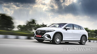 Mercedes-Benz EQS SUV Left Front Three Quarter