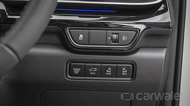 Kia Carnival Dashboard