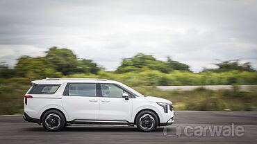 Kia Carnival Left Side View